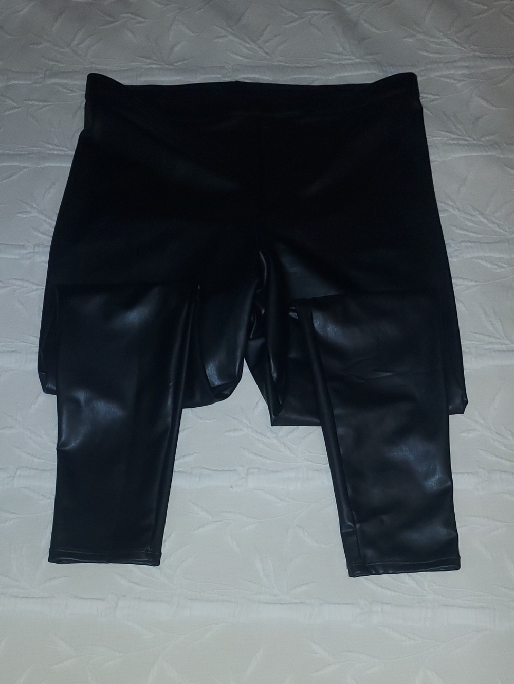 H & M Faux Leather Leggings - Picture 8 of 8